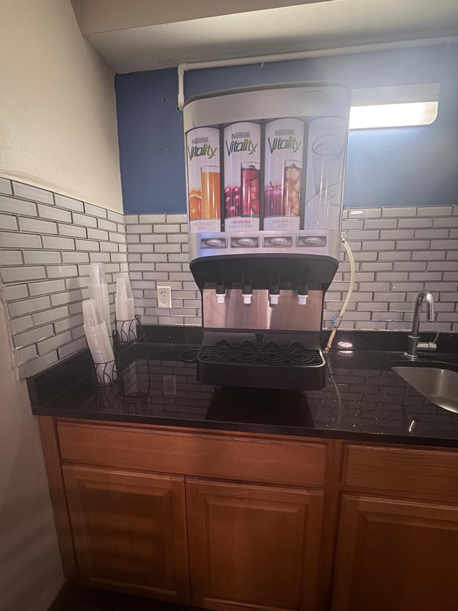 Baymont Inn & Suites Richmond Bagian luar foto