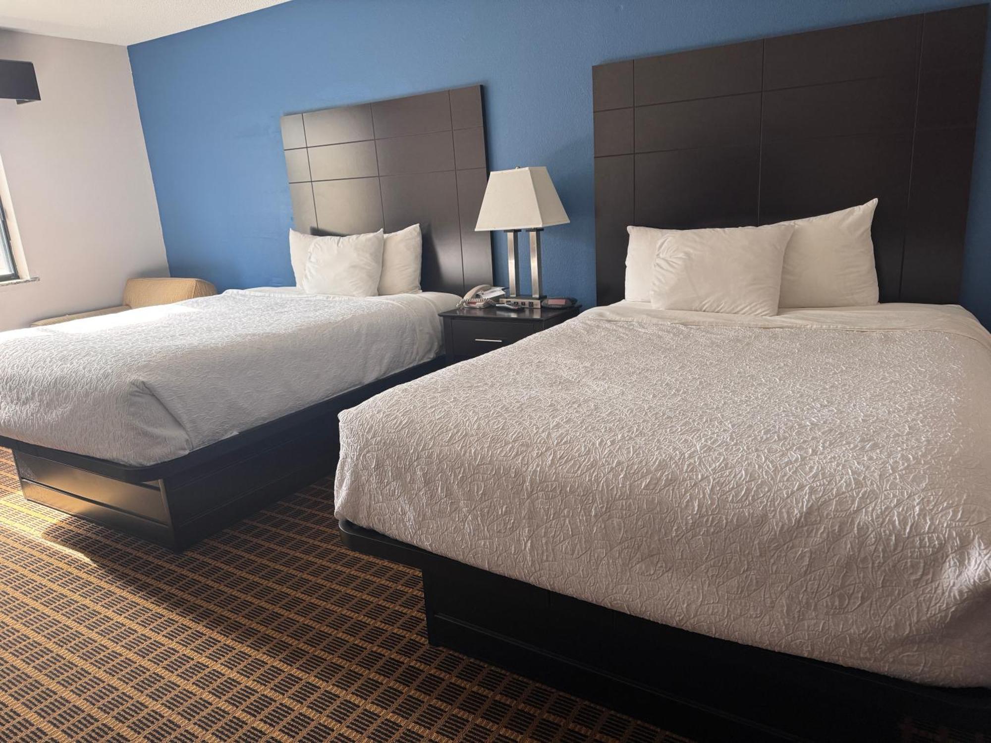 Baymont Inn & Suites Richmond Bagian luar foto